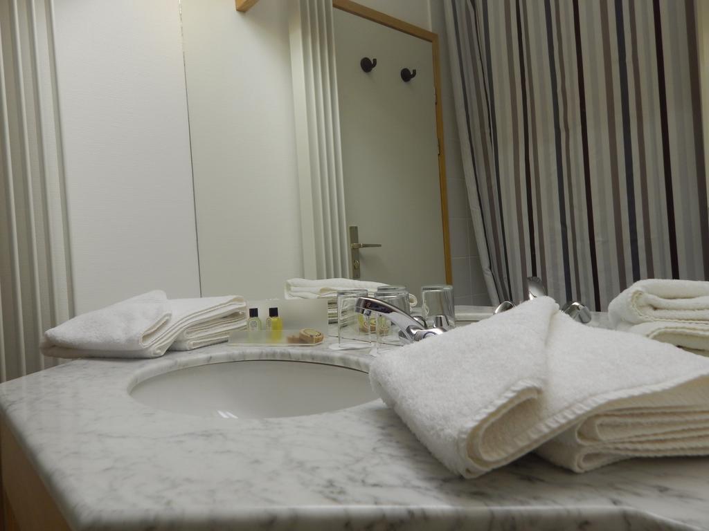 Hotel Le Martin Pecheur Fauvillers Phòng bức ảnh